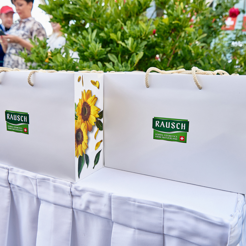 Swiss Days x Vlaekan